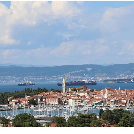 Nona Lili Apartment Izola Bagian luar foto