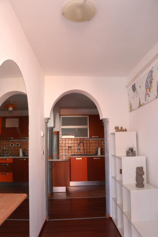 Nona Lili Apartment Izola Bagian luar foto